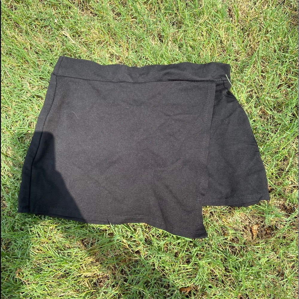 Charlotte Russe Skort